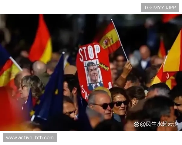 球场默哀:呐喊止于喉,未愈疫情焦虑 球场默哀:呐喊止于喉,未愈疫情焦虑